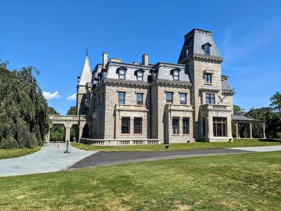 Newport: Golden and Gilded Ages Audio Tour