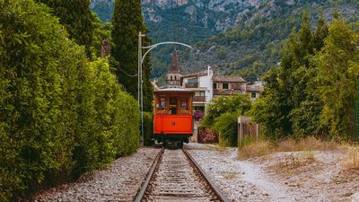 ¡Descubre la apasionante historia de Sóller! (Guia de audio)