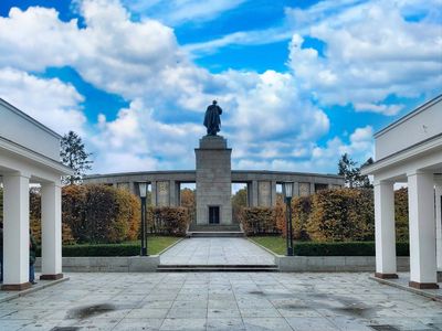 Berlin: Jewish Museum Ticket & City Highlights Audio Tour - photo 2