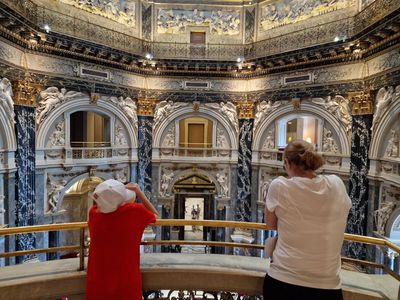 Vienna: Weltmuseum Wien Heldenplatz Ticket & Landmarks Audio Tour - photo 2