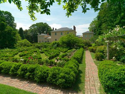 Washington, D.C.: Georgetown Gems Audio Tour - photo 2
