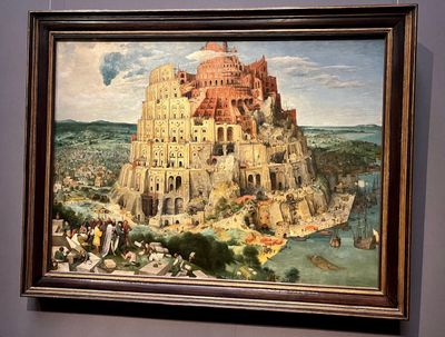 Vienna: Weltmuseum Wien Heldenplatz Ticket & Landmarks Audio Tour