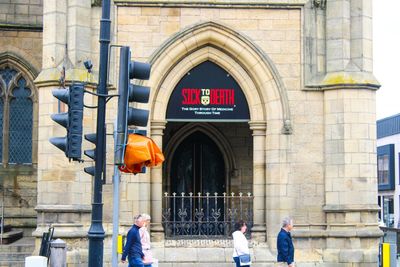 Chester: Sick To Death Ticket & City Landmarks Audio Tour - photo 2