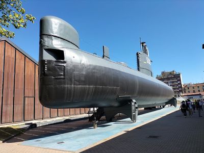 Milan: Science & Tech Museum Ticket & City Walk Audio Tour