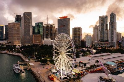 Miami: Skyviews Ticket & Sightseeing Audio Tour