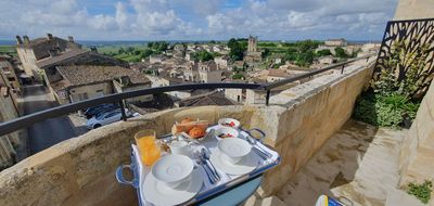 Saint-Émilion Private Walking Tour: Medieval Marvels