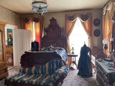 Virginia City's Haunted Walking Tour: Echoes of the Past - photo 2