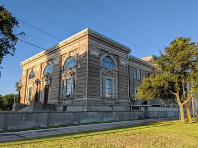 Galveston: Haunted History Audio Tour