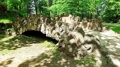 Tartu: Whispers of Romance Audio Tour - photo 2