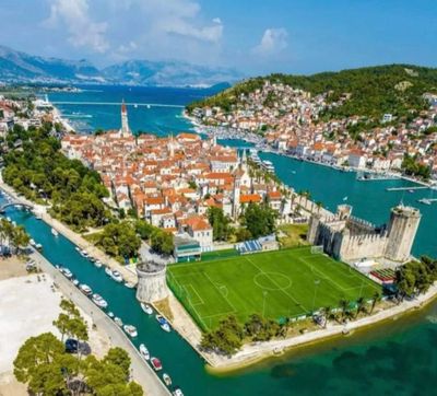 Trogir City Highlights: A Walking Tour of Timeless Wonders - photo 2