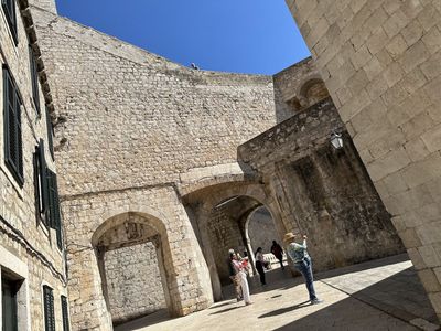 Explore Dubrovnik's Wonders: In-App Audio Tour - photo 2