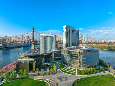New York City: Roosevelt Island Mysteries Audio Tour