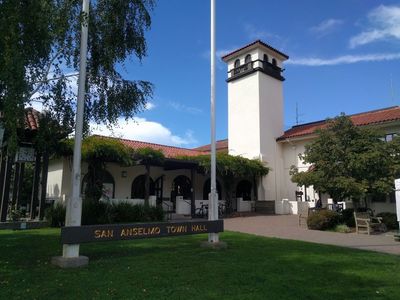 San Anselmo: Echoes of History Audio Tour - photo 2
