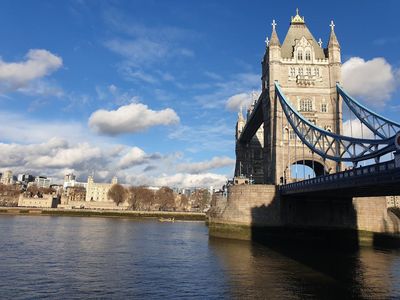 Unlock London's Secrets: A Tower to Bridge In-App Audio Tour - photo 2