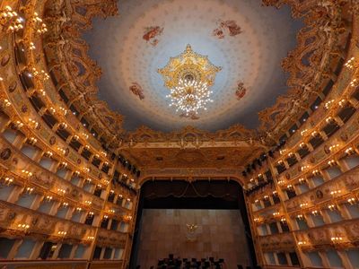 Discover Venice's Secrets: From Rialto Bridge to San Marco Square - photo 2