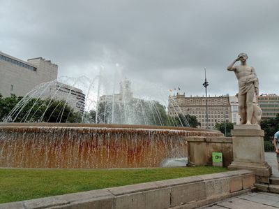 Discover Barcelona's Wonders: In-App Audio Tour