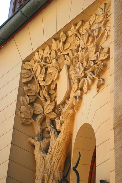 Lodz: Historical Journey Audio Tour