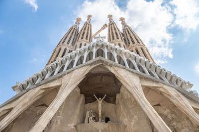 Barcelona: Architectural Marvels Audio Tour - photo 3