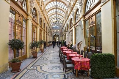 Paris: Palais Royal & Covered Galleries Audio Tour - photo 4