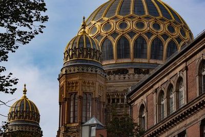 Berlin: Museum Island & Spandauer Quarter Audio Tour - photo 4