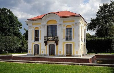 Around Saint-Petersburg: Peterhof Fountain Splendors Audio Tour - photo 4