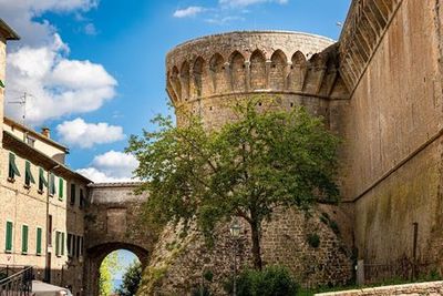 Volterra: Echoes of Medieval Majesty Audio Tour - photo 4
