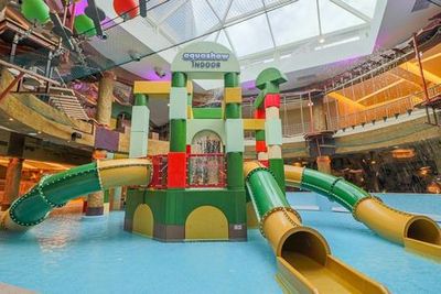 Quarteira: Aquashow Indoor Waterpark Entry - photo 3