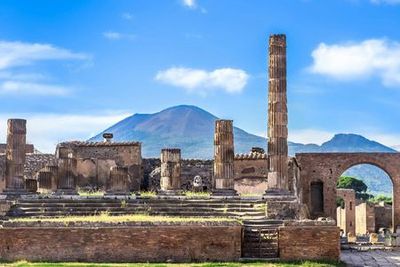 Pompeii, Herculanuem & Vesuvius: Skip The Line Tickets + Roundtrip From Pompeii - photo 4
