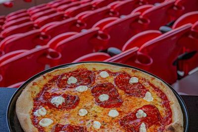 Estádio da Luz & Benfica Museum: Entry Ticket + Meal - photo 3