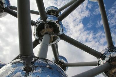 Bruxelles: Billet Atomium & Visite audio avec promenade dans la ville - photo 4
