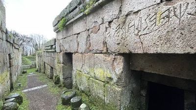 Orvieto: Historical Echoes Audio Tour - photo 4