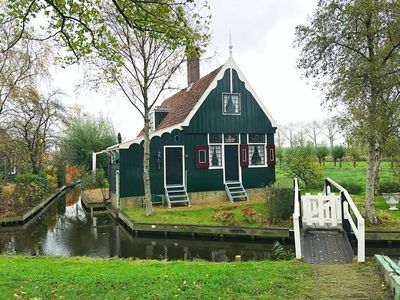 Zaandam: An Audio Journey Through History, Art, and Architecture - photo 4