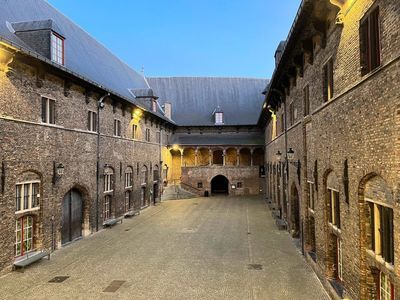 Brugge: Onze-Lieve-Vrouwekerk Ticket & Cityscape Audio Tour - photo 4