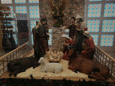 Sevilla: Royal Alcazar Ticket & City Walk Audio Tour - photo 3