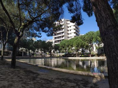 Mériadeck: quartier brutal, moderne et contradictoire de Bordeaux. - photo 3