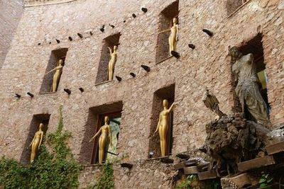 Figueres: Dali Museum Audio Tour with a Town Walk - photo 3