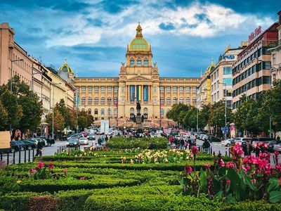 Praga: Entrada para la Torre de TV y visita guiada a pie por Novi Grad - photo 3