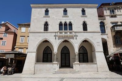 Split: Serene Seas & Ancient Stones Audio Tour - photo 4