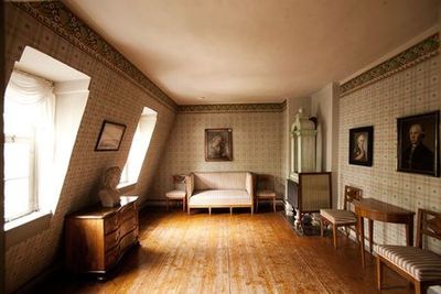 Weimar: A Journey Through Iconic City Landmarks - photo 4