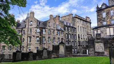 Uncover the Shadows: Edinburgh's Extreme Paranormal In-App Audio Tour - photo 3