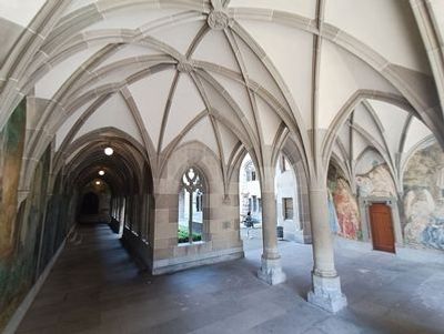 Zurich: Hidden Tales Audio Tour - photo 3