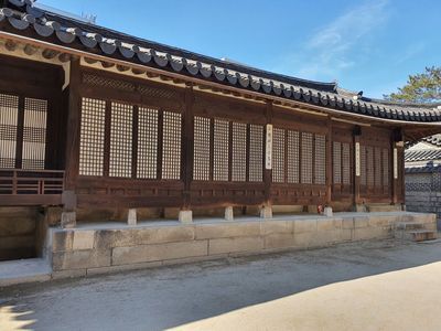 Seoul: Insadong Walking Tour of Art, History & Cuisine - photo 3