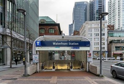 Vancouver's Secrets and Sweets: A Historic Walk - photo 3