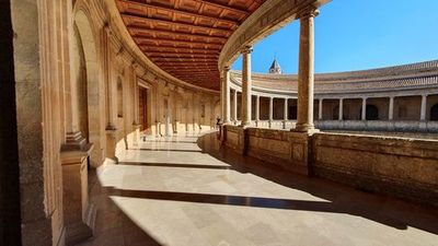 Granada: Alhambra Ticket & Audio Tour - photo 3