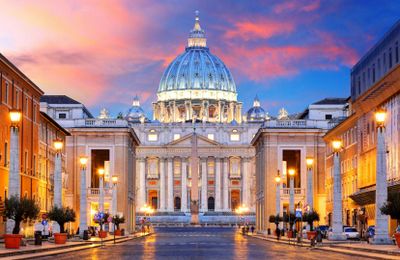 Vatican, Colosseum, Roman Forum & St. Peter's Basilica: Entry + Public Transport