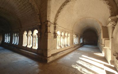 Montmajour Abbey: Entry Ticket - photo 2