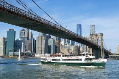 New York: 50-Min Liberty Super Express Downtown Sightseeing Cruise Ticket - photo 2