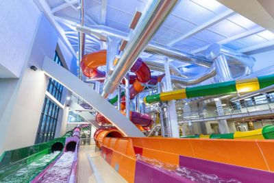 Quarteira: Aquashow Indoor Waterpark Entry - photo 2