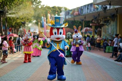 Dream World Bangkok: Entry Ticket + Roundtrip Transfer + Lunch - photo 2