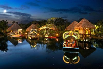 Xoximilco Park: Fast-Track Entrance & Transport with Dinner and Live Music